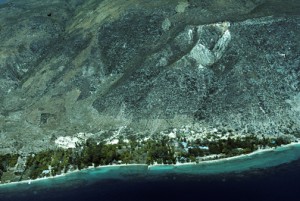 Aerial view of bare denuded mountains along Haiti's north coast. Less than 2% of the country's land area is forested today. (Credit: Larry Luxner)