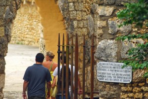 In 2012, more than 4.56 million tourists visited the Dominican Republic. (Credit: Larry Luxner)