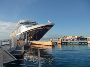 Disney Fantasy’s first visit to Pier 3 in Old San Juan in November 2012. (Credit: www.facebook.com/disneyfantasy)