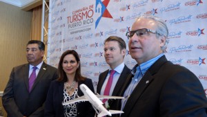 From left: Agustín Arellano, Ingrid Rivera-Rocafort, Holger Blankenstein, commercial director for Volaris, and Economic Development and Commerce Secretary Alberto Bacó, during Tuesday morning's announcement of the new service.