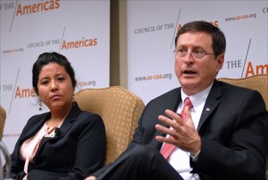 Román Macaya, Costa Rica’s ambassador to the United States (at right), speaks in Washington about the threat of Zika to Latin America and the Caribbean as part of a panel organized by the Council of the Americas. At his side is Ana Ayala, director of the global health law program at Georgetown University’s O’Neill Institute. (Credit: Larry Luxner)