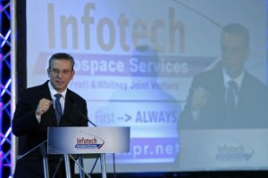 Gov. García-Padilla participates in Monday's announcement of an expansion by Infotech Aerospace Services.