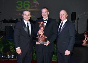 Jon Stuewe, president of Ardent Mills' Molinos de Puerto Rico accepts the award for 2016 “Manufacturing Company of the Year” from (left) MIDA Executive Director Manuel Reyes-Alfonso and (right) MIDA President Ricky Castro. (Credit: PRNewsFoto/Ardent Mills)