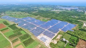 With an investment in excess of $160 million, the construction of this renewable energy facility created more than 1,000 direct jobs, mostly in Isabela.