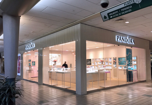 Pandora store plaza mall