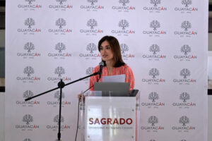 Grupo Guayacán Executive Director Laura Cantero speaks during the launch of the university-level I-Corps course at Sacred Heart University.