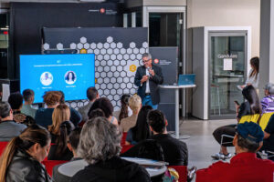 Miguel Castro, of 3C2, during the Acércate al Grant event.