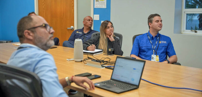 Officials from Bayer Crop Science Puerto Rico and the Office for Socioeconomic and Community Development (ODSEC, in Spanish) meet to renew their partnership agreement.