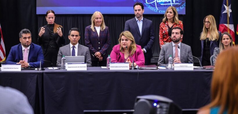 Gov. Jenniffer González meets with cabinet members and private sector leaders to discuss Puerto Rico’s response to new U.S. tariffs.