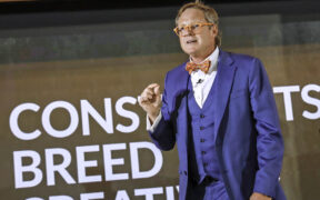 Andrew Davis, a marketing expert and author, led a workshop for EO Puerto Rico focused on using business limitations as a catalyst for creativity and growth.