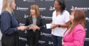 From left: Natalie Claudio of Jóvenes de Puerto Rico en Riesgo; Maritza Abadía, president of Banesco USA Puerto Rico; Raquel Skerett of Vitrina Solidaria; and Giovanna Piovanetti of Corporación para el Financiamiento Empresarial de los Comerciantes y de las Comunidades