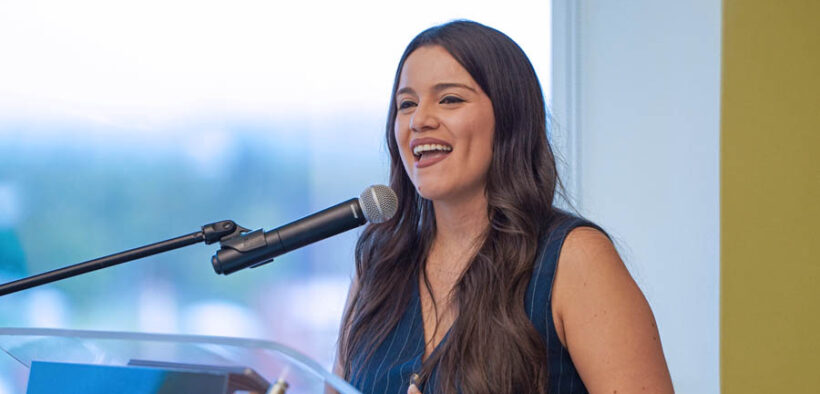 Julybeth Alicea-Rodríguez, CEO of HR Disruptor, launched the “Artificial Intelligence in Action” program in Puerto Rico.