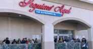 “Seguimo’ aquí: The Experience” operates Tuesday to Sunday, from 11 a.m. to 8 p.m., and is located between LongHorn Steakhouse and the Cheesecake Factory. (Credit: José Maldonado/Ey Boricua)