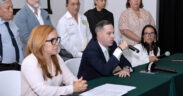From left (seated): Irma Colón, president of the Puerto Rico Realtors Association; Carlos Fournier, president of the Association of Engineers and Surveyors of Puerto Rico; and Olga E. Angueira, president of the Association of Architects and Landscape Architects of Puerto Rico.