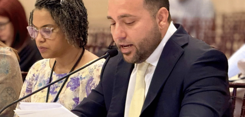 Orlando Rivera-Berríos, director of Puerto Rico’s Office of Management and Budget, announced Financial Oversight and Management Board approval of funds for municipal flood recovery and infrastructure projects. (Credit: ww.facebook.com/MigdaliaPadillaAlvelo; file photo)