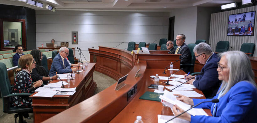 The House Commission on Banking, Insurance and Commerce, chaired by Rep. Jorge “Georgie” Navarro-Suárez, held a public hearing on House Bill 147.