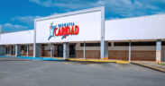 Farmacia Caridad’s 50th store opened at the Reparto Metropolitano Shopping Center in San Juan.