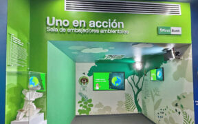 The “Uno en acción” interactive display at the EcoExploratorio: Museo de Ciencias de Puerto Rico.