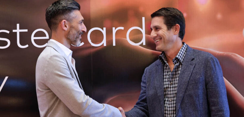 From left, Diego Szteinhendler, senior vice president for fintechs and digital partners at Mastercard Latin America and the Caribbean, and Mike Vizcarrondo, chief product and innovation officer at Evertec, attend Mastercard Day Puerto Rico at the Condado Vanderbilt Hotel in San Juan.