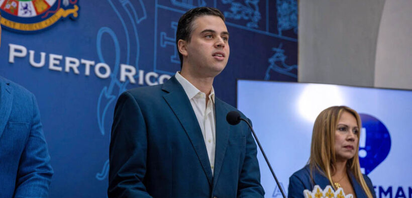 Roberto Lefranc, executive director of the Puerto Rico Industrial Development Co., announced the start of demolitions at three unused industrial buildings in Quebradillas as part of a program to clear land for new investment.