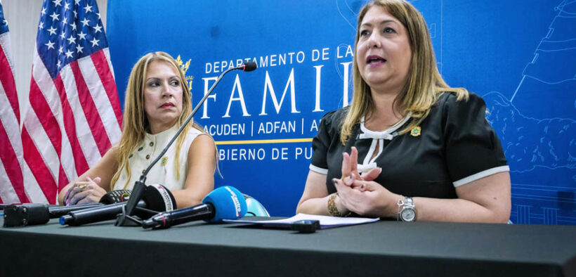 From left: Family Department Secretary Suzanne Roig-Fuertes and Labor Secretary María del Pilar Vélez-Casanova outline the government’s assistance plan for displaced federal workers in Puerto Rico.