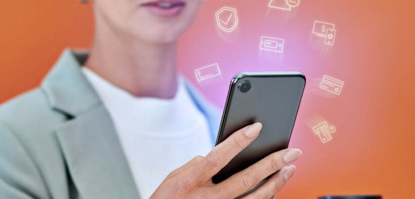 Oriental Bank launched new services for small businesses, including 24/7 support, simplified cash management packages and fraud protection tools.