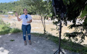 Former WAPA-TV reporter Reina Mateo-Alvarado filed a federal lawsuit alleging gender discrimination and retaliation by the station.