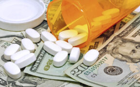 Prescription costs continue to climb as medical plan expenses in Puerto Rico are projected to rise 5.1% in 2026, driven by high-priced specialty drugs and treatments for chronic disease. (Credit: Steve Vanhorn | Dreamstime.com) pills, money