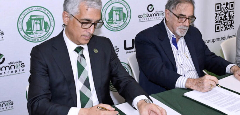 From left: Agustín Rullán-Toro, rector of the University of Puerto Rico, Mayagüez, and alumnus Fernando L. Sumaza-Laborde sign the agreement establishing a new engineering endowment fund.