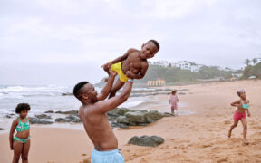 According to Airbnb’s internal data for late 2025 and early 2026, 45% of domestic searches in Puerto Rico are made by groups and 25% by families, reflecting strong local travel demand during the holiday season.