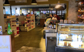 Buenos Ayres houses a restaurant, market, bar, dining area, bakery offering Argentinian and local products, and a wine cellar.