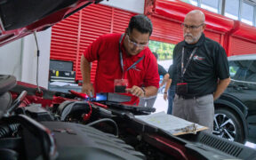 Jossiam Román-Fernández of Toñito Auto Mitsubishi in Guaynabo, a mechanics professor and winner of the 2025 Mitsubishi Motors Service Technical Contest in in Puerto Rico, will represent the island at the Mitsubishi Motors global competition in Tokyo on Dec. 18.