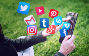 Puerto Rico’s online audience continues to diversify, with millions engaging daily across platforms that shape how residents connect, communicate and do business. (Credit: Tijanap | Dreamstime.com)