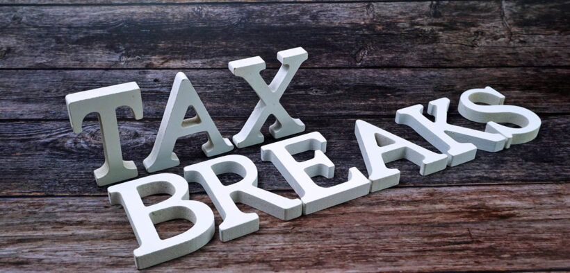 Puerto Rico’s expanding tax incentives under Act 60 continue to draw debate over their economic impact and calls for stronger oversight. (Credit: May1985 | Dreamstime.com)