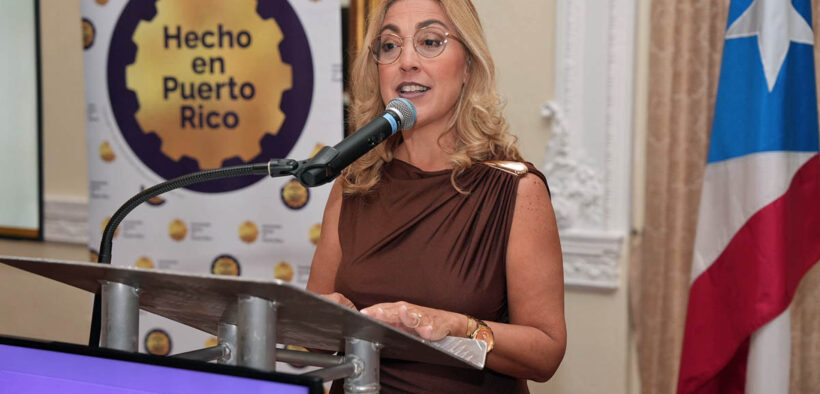 Ponce Mayor Marlese A. Sifre-Rodríguez after the municipality approved a new ordinance granting a 10% tax incentive to Hecho en Puerto Rico member companies.