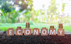 Economic indicators point to continued growth in Puerto Rico, tempered by uncertainty across key sectors. (Credit: Sulit Photos | Dreamstime.com)