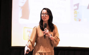 Rebeca Hwang delivered the keynote address at Echar Pa’lante: Pilares del Empresarismo Boricua 2025 at the Puerto Rico Convention Center.